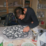 allievo al corso mosaico romano