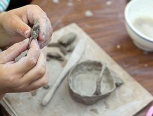 corso di ceramica per bambini ed adulti In Tessere